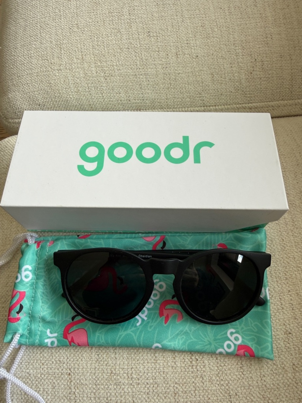 goodr  CIRCLE G Obsidian Black Sunglasses with Teal Flamingo Pouch (NWOT)